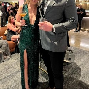 STUNNING EMERALD NBD DRESS